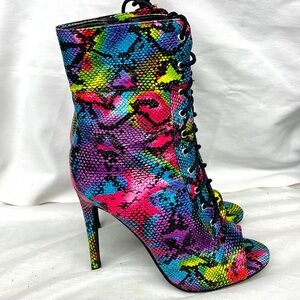 Pazzle ankles booties ladies sz 8